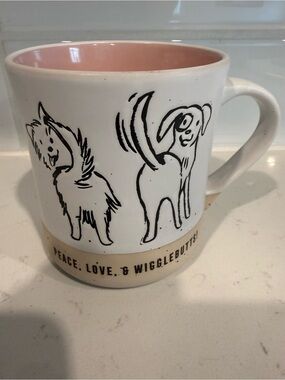 SHEFFIELD HOME Dog “Wigglebutt” Mug